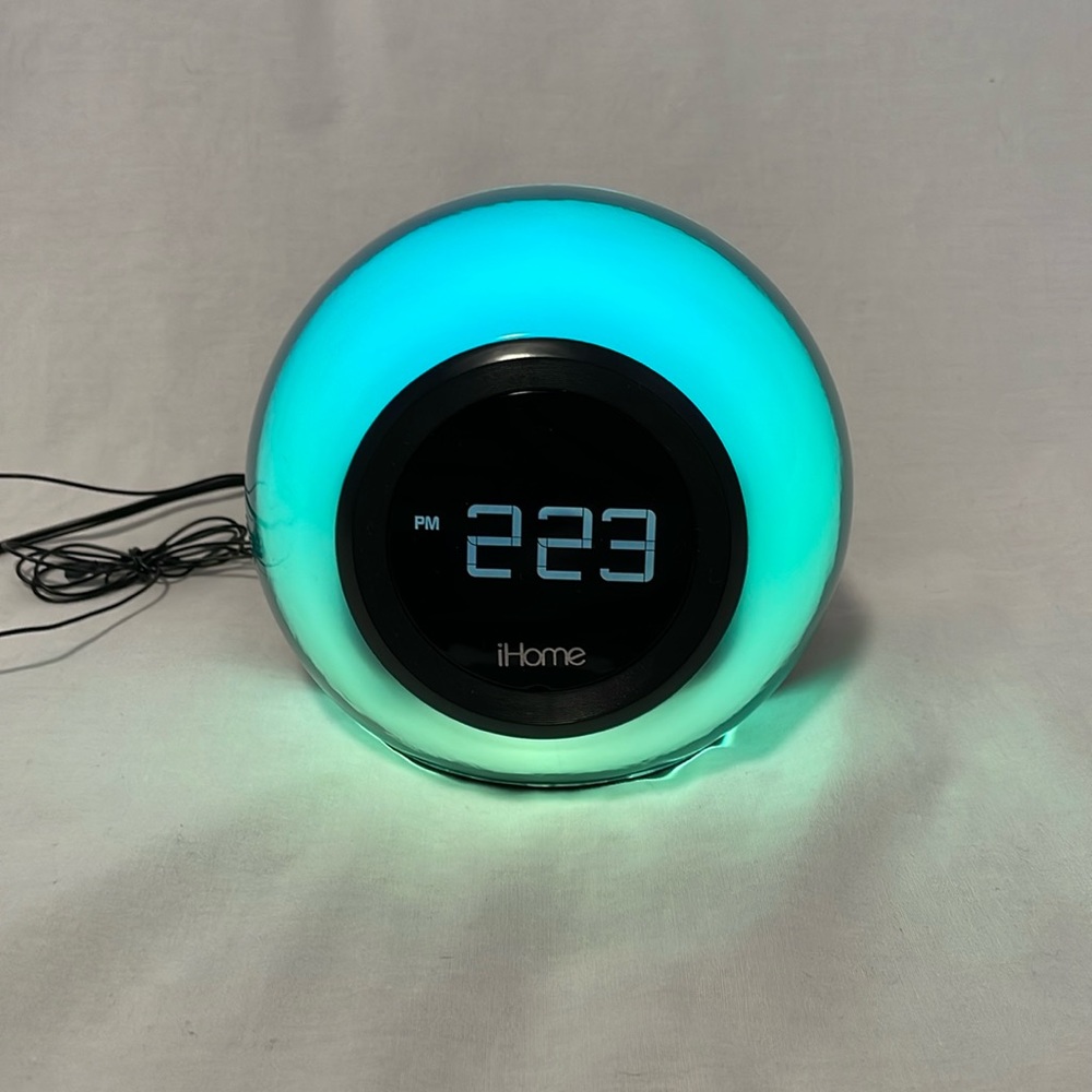 iHome LED Full Spectrum Color Changing Bluetooth FM Clock Radio w/ USB Charging